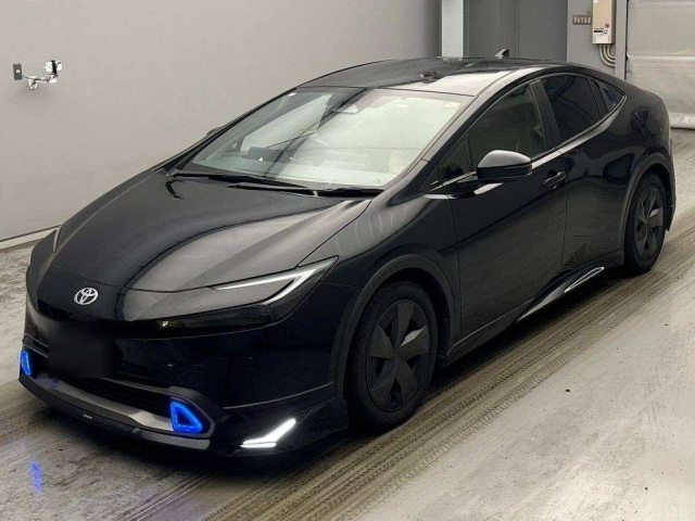 TOYOTA PRIUS — фото