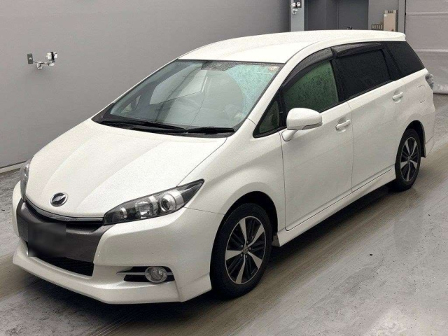 TOYOTA WISH — фото
