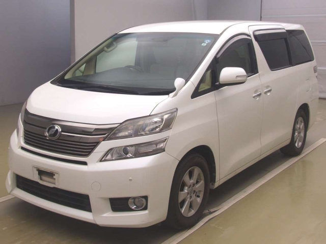 TOYOTA VELLFIRE — фото