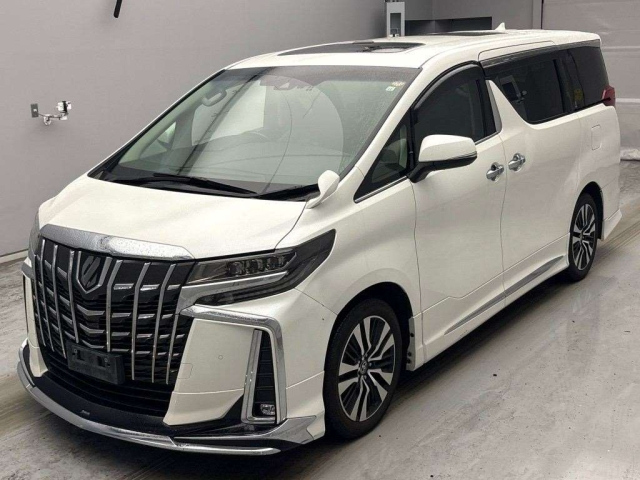 TOYOTA ALPHARD — фото