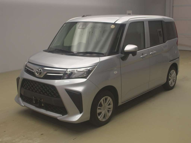 TOYOTA ROOMY — фото