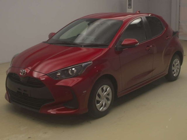 TOYOTA YARIS — фото