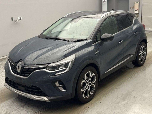 RENAULT CAPTUR — фото