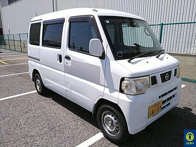 NISSAN CLIPPER — фото