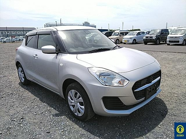 SUZUKI SWIFT — фото