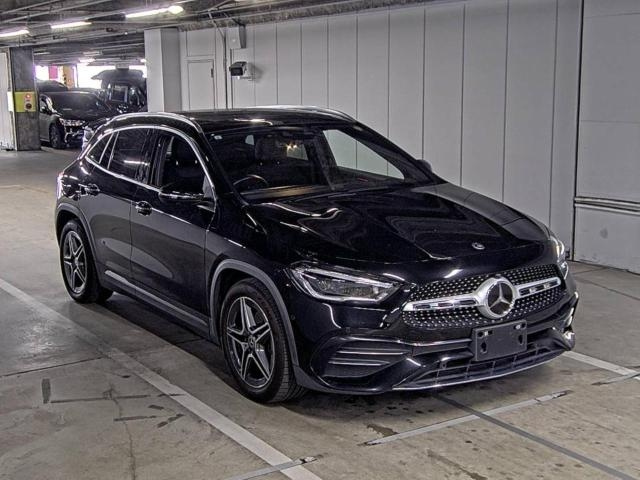 MERCEDES-BENZ GLA — фото