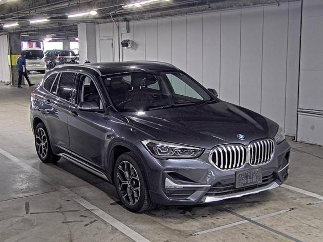 BMW X1 — фото