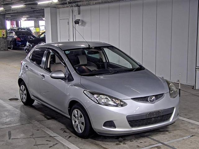 MAZDA DEMIO — фото