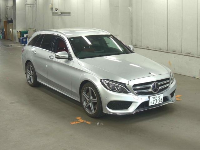 MERCEDES-BENZ C — фото