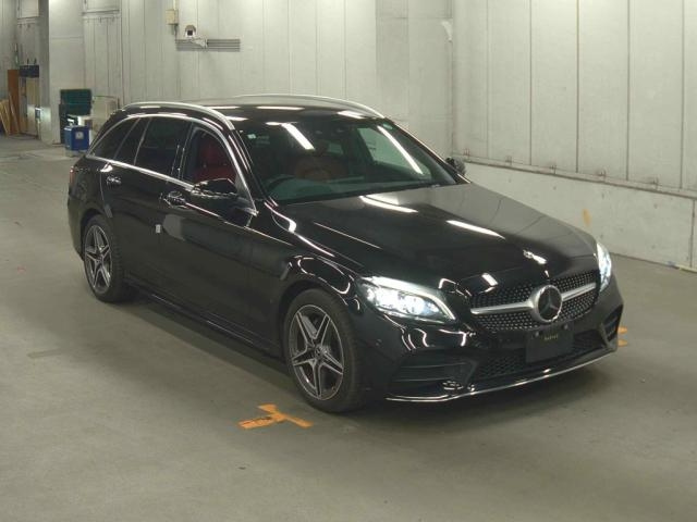 MERCEDES-BENZ C — фото