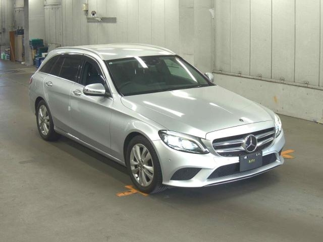MERCEDES-BENZ C — фото