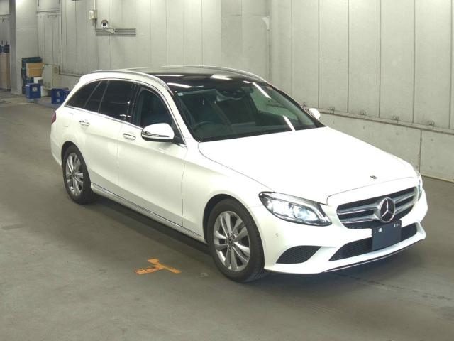 MERCEDES-BENZ C — фото