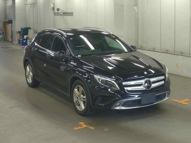 MERCEDES-BENZ GLA — фото