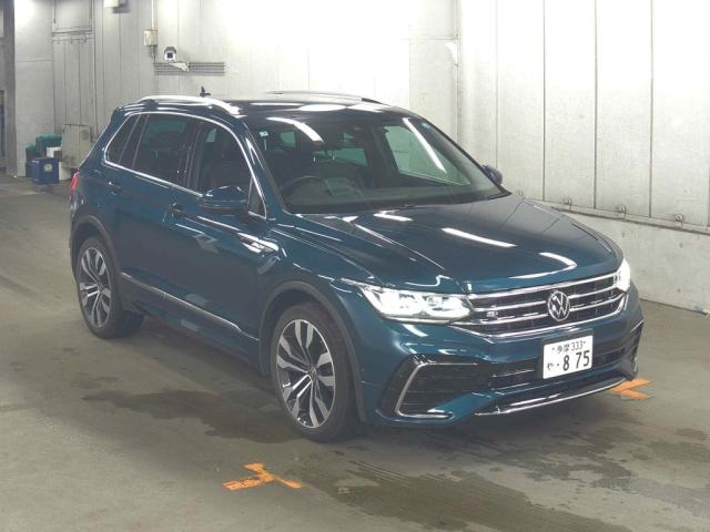 VOLKSWAGEN TIGUAN — фото