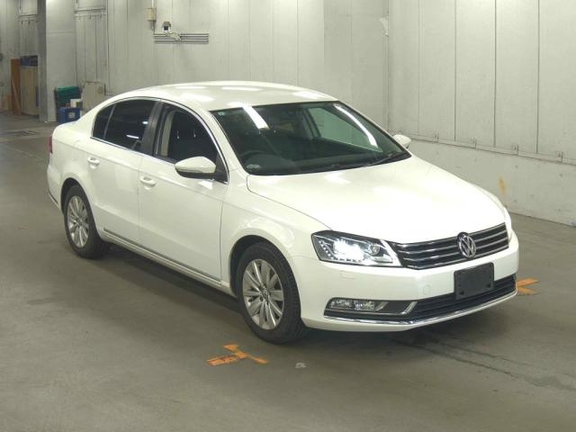 VOLKSWAGEN PASSAT — фото
